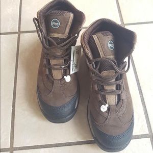 Timberland 6” steer tow woman boots-brand new